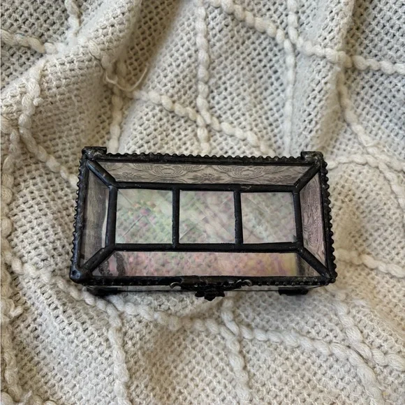 Elegant Glass Jewelry Box with Black Frame and iridescence in Glass by J Devlin - Picture 3 of 4